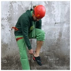 C.A.M.P. - Titan - Klatrehjelm -Professionel klatreudstyrsbutik camp titan klatrehjelm detail 4